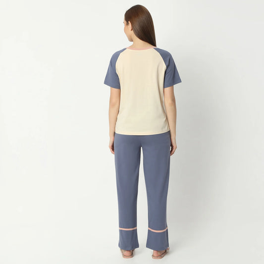 Animal Print Round Neck Short Sleeve T-Shirt With Pyjama Sleepwear Set