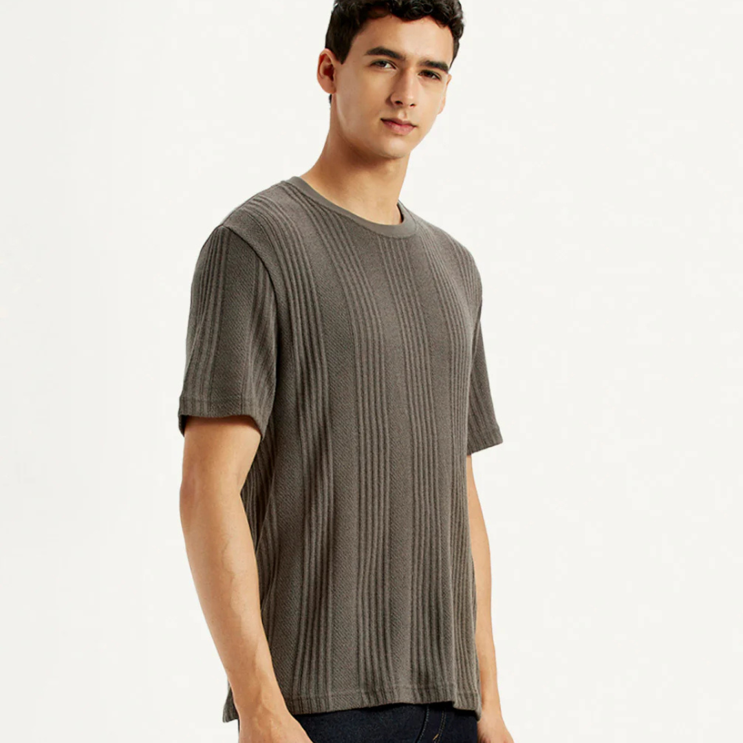 Men's Self Design Brown Crew Neck Levi's T-shirt