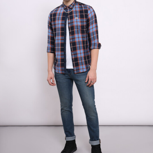 Lee Men Checked Blue Slim Fit Shirts
