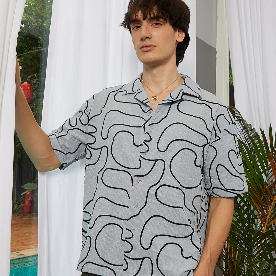 Abstract-Lined Oversized Shirt
