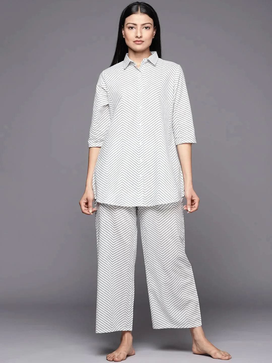 Printed cotton night suit
