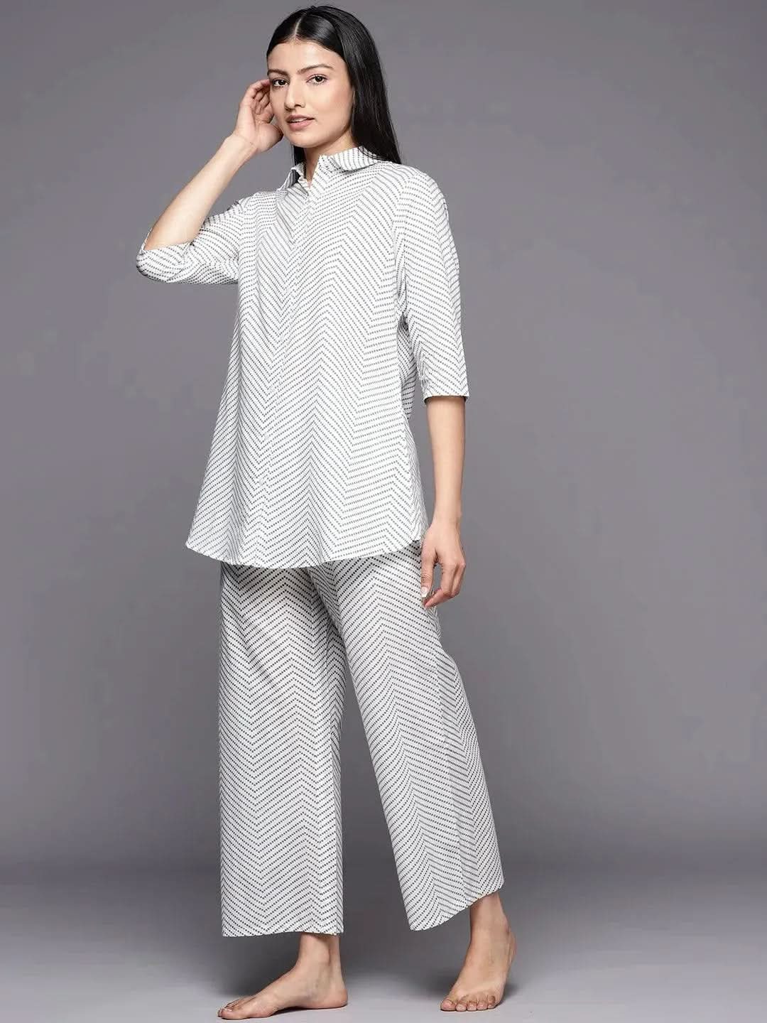Printed cotton night suit
